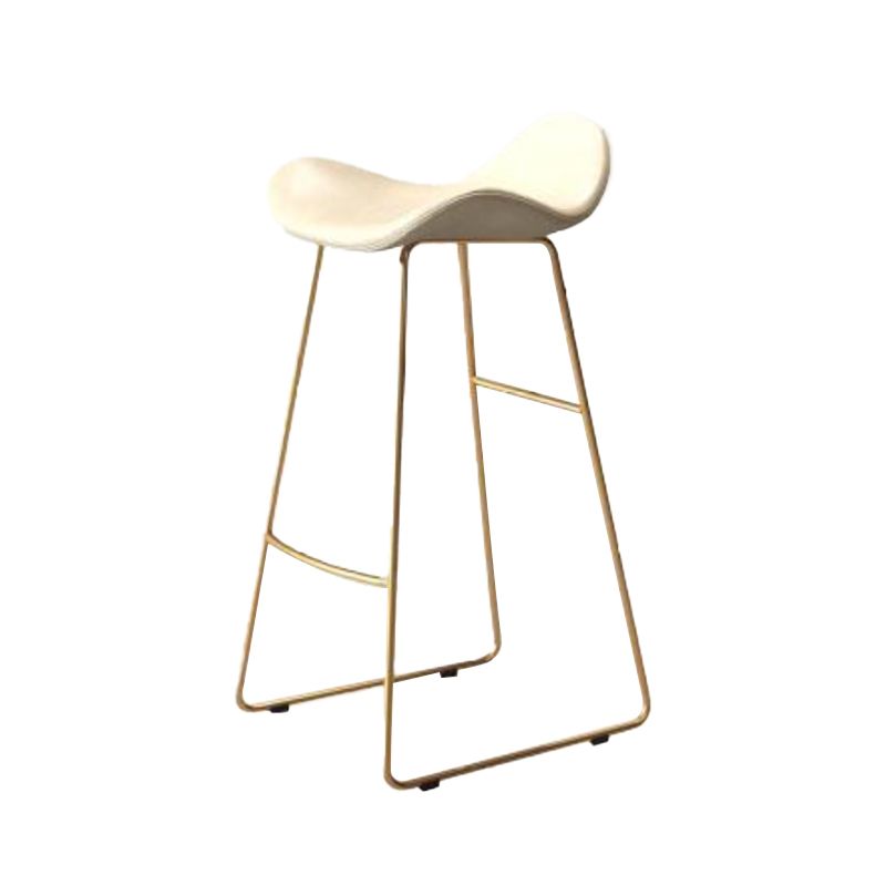 Modern Rectangle Pub Table Set 1/4 Pieces Marble Top Bar Table with Metal Stools Clearhalo 'Bar Furniture' 'furn' 'furn_home_bar_bar_sets' 'Furniture' 'Home Bars & Bar Sets' 'home_bar_bar_sets' 'Kitchen & Dining Furniture' 1200x1200_eb4db98c-8f5b-4b3c-93ea-34e0291cbee1