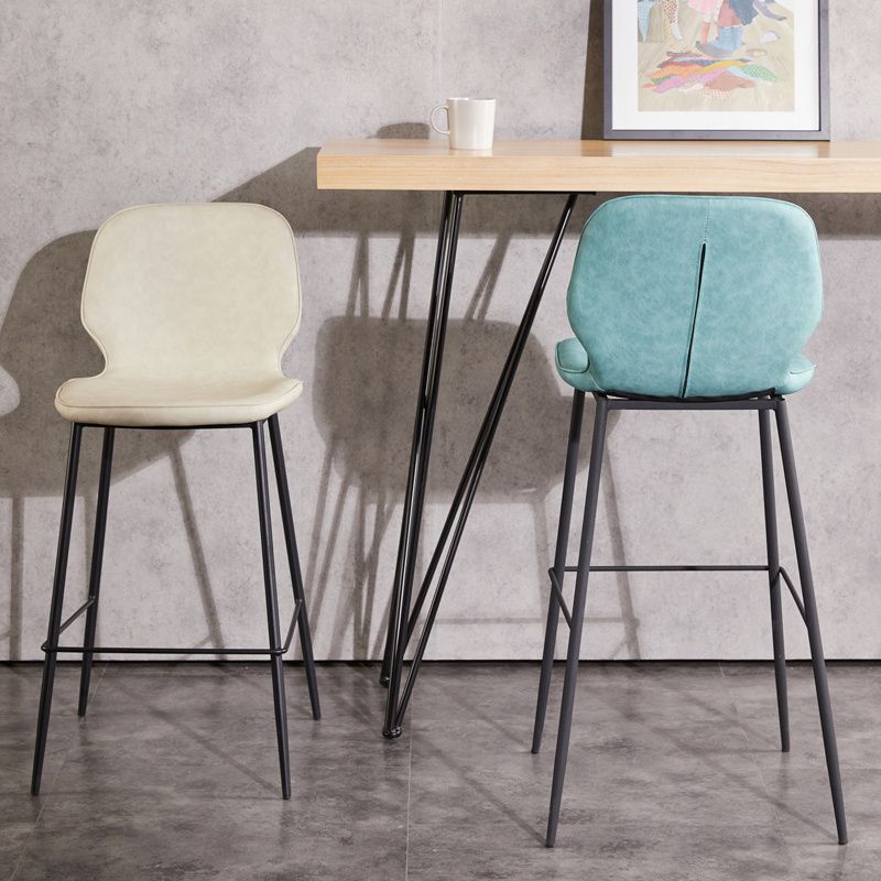 Modern Low Back Bar-stool PU Leather Bar Stool with Metal Legs Clearhalo 'Bar Furniture' 'Bar Stools' 'bar_stools' 'furn' 'furn_bar_stools' 'Furniture' 'furniture_bar_stools' 'Kitchen & Dining Furniture' 1200x1200_eb5fd938-ed20-4bc3-abba-f7e26807cadc