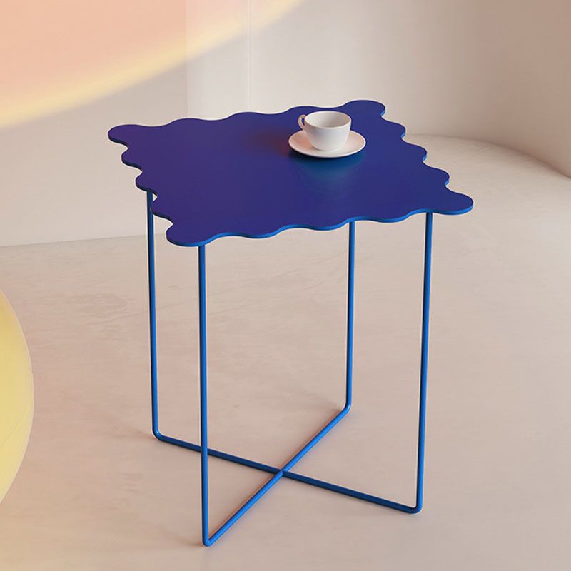 19.68 "背の高いクロス脚エンドテーブルメタリックブルーのアクセントサイドテーブル