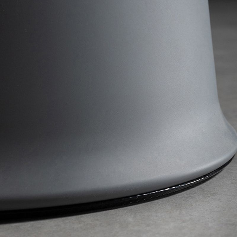 Tableau de côté rond en bois 17.71 "Table de bout en métal de haut en métal