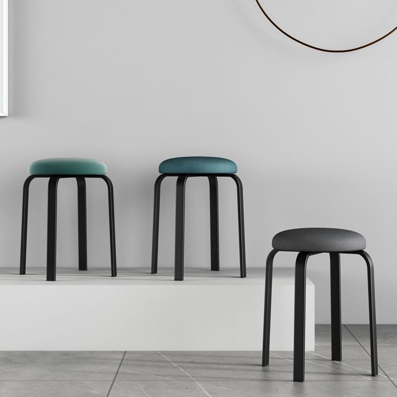 Footstool Ottoman Upholstered Metal Frame Fabric Modern Solid Round Ottoman Clearhalo 'furn' 'furn_ottomans_poufs' 'Furniture' 'Living Room Furniture' 'Ottomans & Poufs' 'ottomans_poufs' 1200x1200_ec37463c-ffde-466a-b5fc-05b826e1f1a2