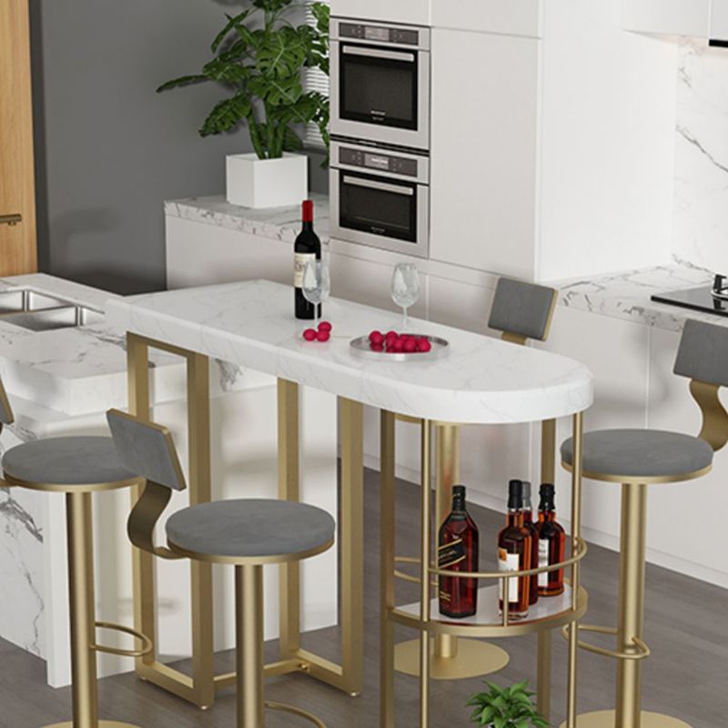 Ensemble de restauration de pub en marbre de forme irrégulière, 1/3/5 pièces de luxe de luxe avec tabourets hauts
