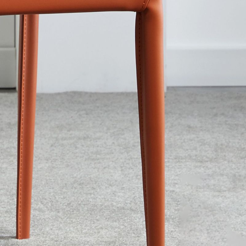 Eigentijdse lederen armloze eetkamerstoel Metalen eetkamerstoelen voor thuisgebruik