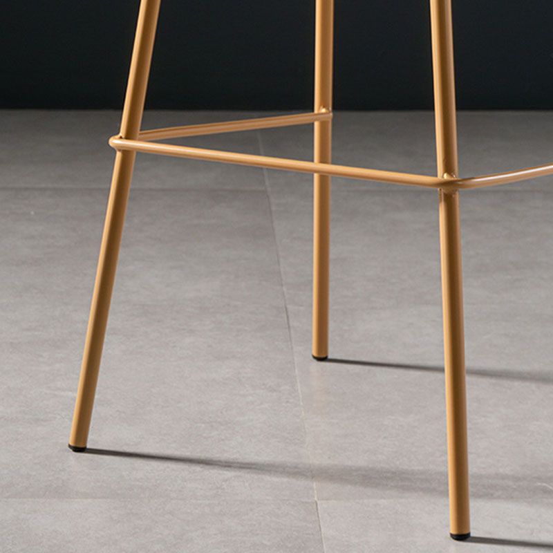 Modern Plastic Seats Macron Barstool Metal 4 Legs Bar Stool for Indoor, Set of 2 Clearhalo 'Bar Furniture' 'Bar Stools' 'bar_stools' 'furn' 'furn_bar_stools' 'furniture_bar_stools' 'Kitchen & Dining Furniture' 'kitchen&dining_furn' 'kitchen' 'kitchen_furn' Furniture' 1200x1200_edb9ded1-d47a-4aa1-8780-eae2e1669069