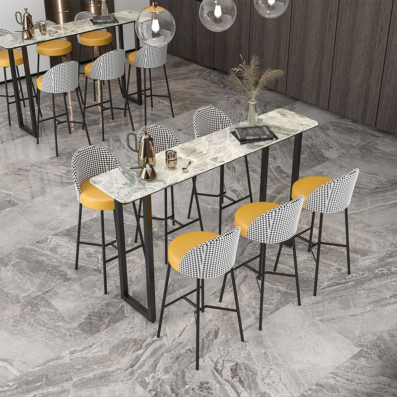 Industrial Bar Table Stone Top Carbon Steel Pedestal Bar Table Clearhalo 'Bar Furniture' 'Bar Tables' 'bar_tables' 'furn' 'furn_bar_tables' 'Furniture' 'Kitchen & Dining Furniture' 1200x1200_edbb2450-5975-4b07-a43a-f1d835237c58