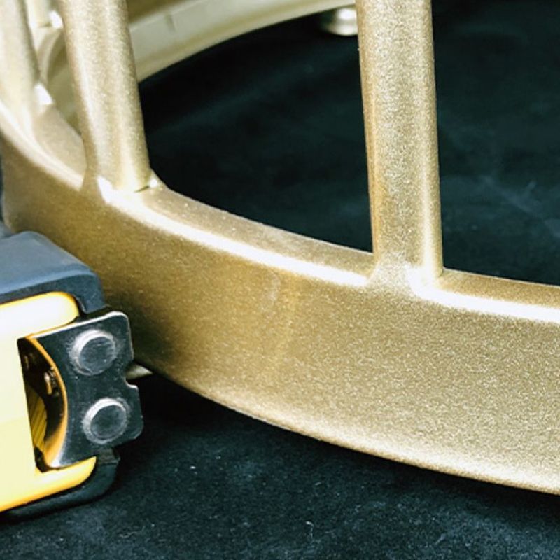 Tavolino rotondo moderno in ardesia da 19,6 pollici in metallo tavolino con scaffale