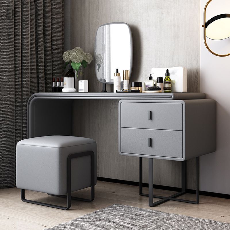 Set da tavolo da toeletta per vanità per trucco in pelle glam