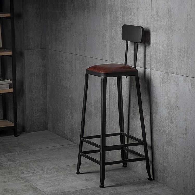 Industrial Brown Leather Bar Stools Square Stool with Metal Base Clearhalo 'Bar Furniture' 'Bar Stools' 'bar_stools' 'furniture_bar_stools' 'Kitchen & Dining Furniture' 'kitchen&dining_furn' 'kitchen' 'kitchen_furn' Furniture' 1200x1200_ee09c3b1-3d78-4c78-b886-dd69cc79324c