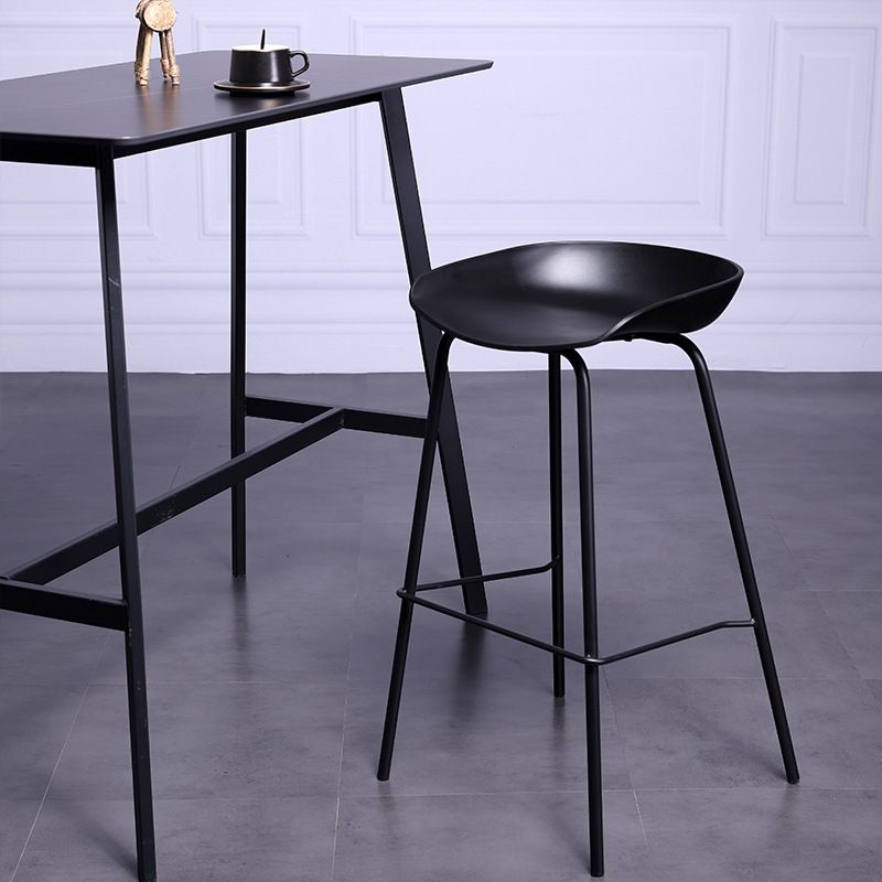 Contemporary Armless Low Backrest Counter Stool Iron Bar Stool with Footrest Clearhalo 'Bar Furniture' 'Bar Stools' 'bar_stools' 'furn' 'furn_bar_stools' 'Furniture' 'Kitchen & Dining Furniture' 1200x1200_ee21a783-7e36-4193-8135-d57dca68be4b