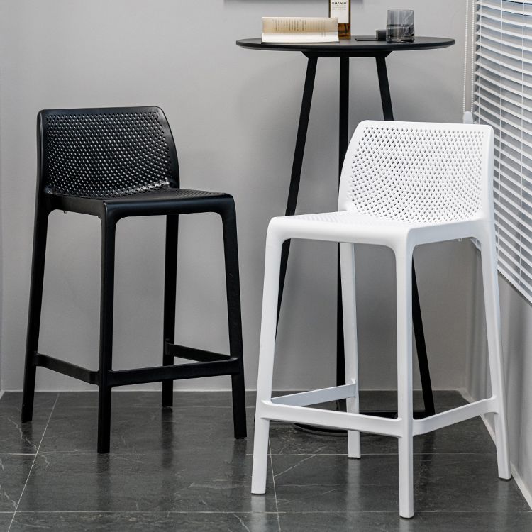 Contemporary Low Back Indoor Plastic Armless Bar Stool with Footrest Clearhalo 'Bar Furniture' 'Bar Stools' 'bar_stools' 'furn' 'furn_bar_stools' 'Furniture' 'Kitchen & Dining Furniture' 1200x1200_ee53c4c9-6a51-47a6-9a59-5f9ac76322e9