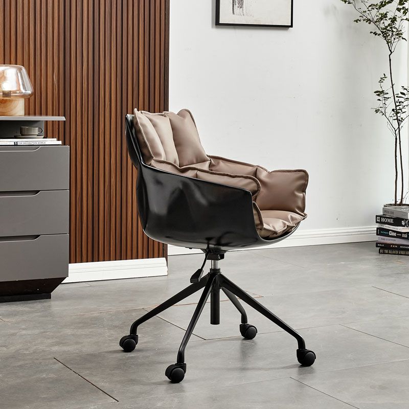 Sedia da ufficio imbottita in cotone a metà schiena.