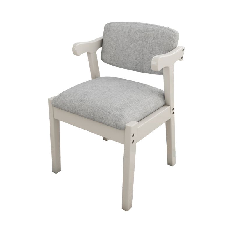 コンテンポラリースタイルのダイニングチェア木製の脚付きダイニングアームサイドチェア