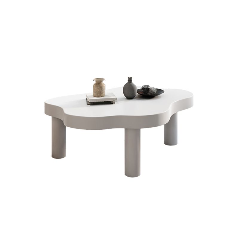 Tavolino da caffè geometrico a 3 gambe Tavolino da cocktail singolo scandinavo