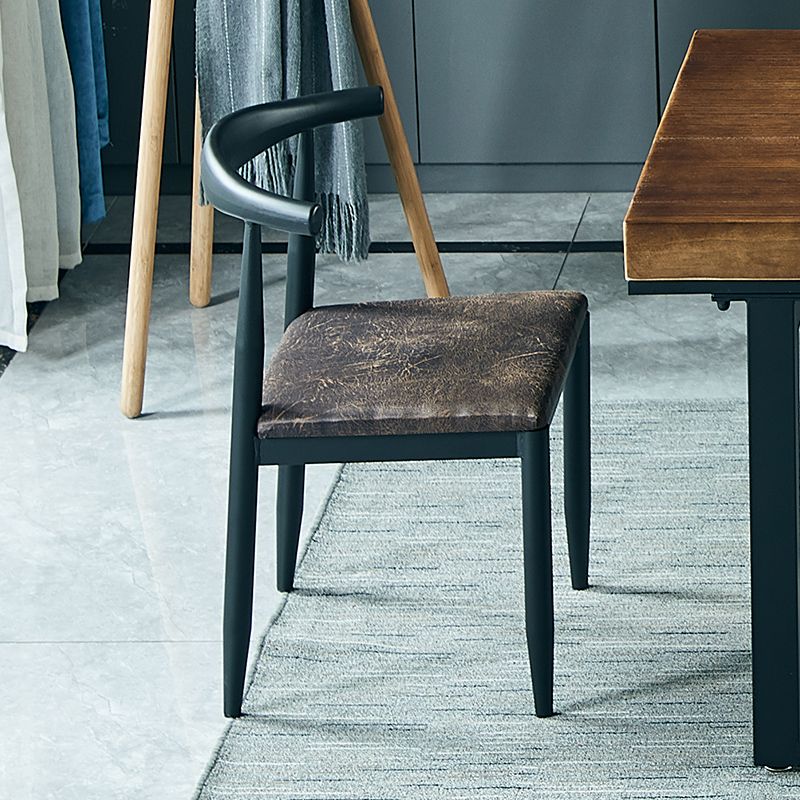 Traditional Style Solid Wood Dining Set with Walnut Table and 4 Black Legs Base Clearhalo 'Dining Room Sets' 'Dining Tables & Seating' 'dining_room_set' 'furn' 'furn_dining_room_set' 'Furniture' 'furniture_dining_room_set' 'Kitchen & Dining Furniture' 'kitchen&dining_furn' 'kitchen' 1200x1200_ef0f4e2e-249a-4b0f-ab32-7360e3e2e65c