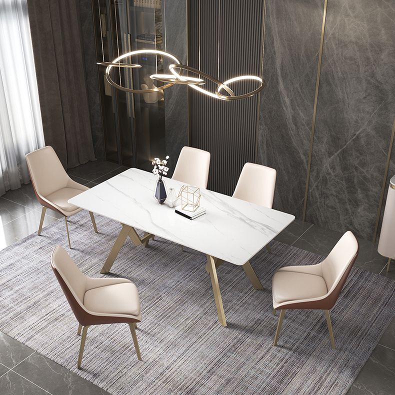 Tavolo da rettangolo del tavolo in pietra sinterizzato di lusso con base in metallo oro e 4 gambe