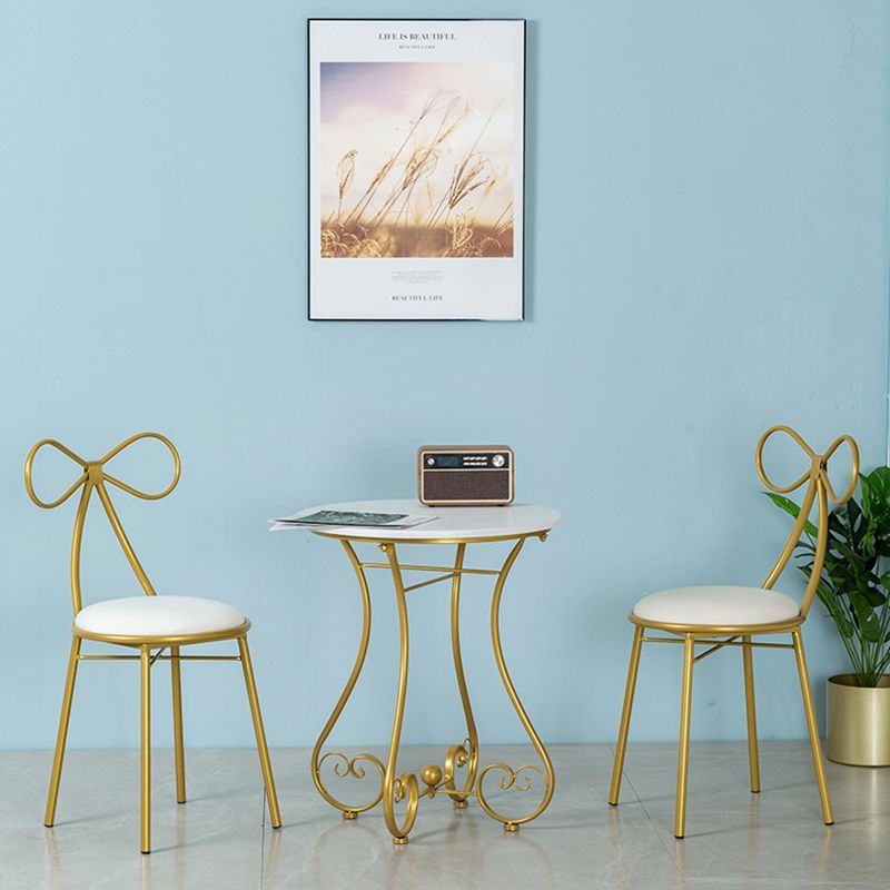 Table d'appoint en bois rond X-base Table d'extrémité minimaliste moderne pour le salon