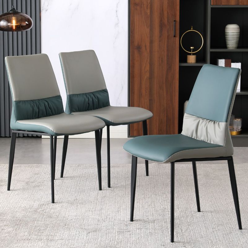 Nordische Armlehne Rückenlehne Kissenstuhl mit Metallbeinen für Esszimmer