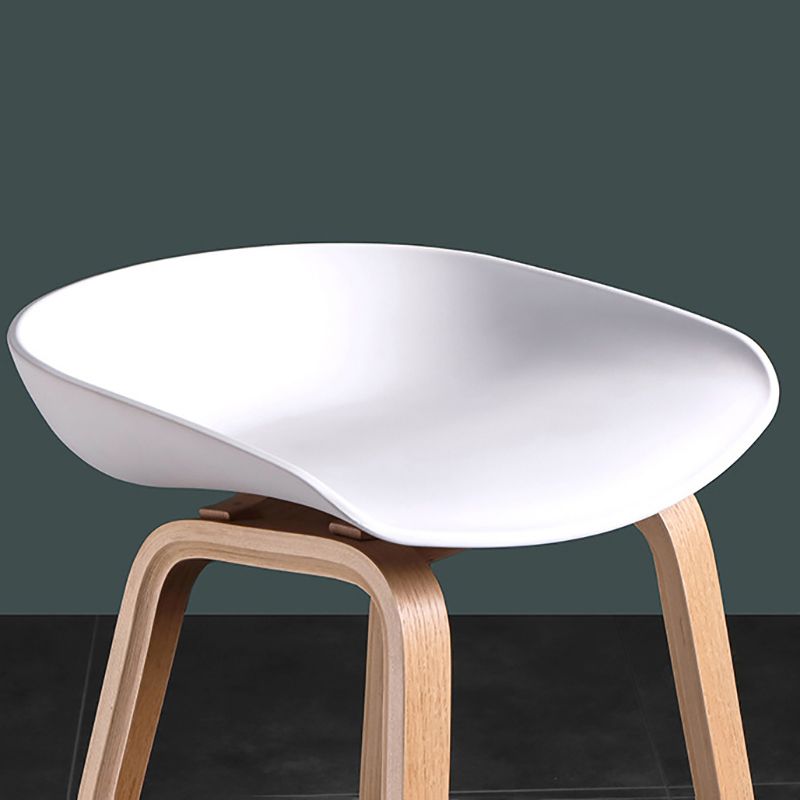 Modern Style Solid Wood Bar Stool with Footrest Low Back Stylish Bar Stool Clearhalo 'Bar Furniture' 'Bar Stools' 'bar_stools' 'furn' 'furn_bar_stools' 'furniture_bar_stools' 'Kitchen & Dining Furniture' 'kitchen&dining_furn' 'kitchen' 'kitchen_furn' Furniture' 1200x1200_efaa8874-9db4-4d2c-a983-6ca5ac1cc68e