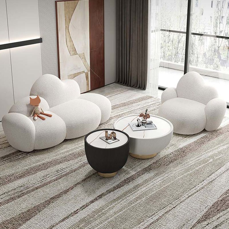 Hedendaagse witte wollen bank met strakke rug voor woonkamer