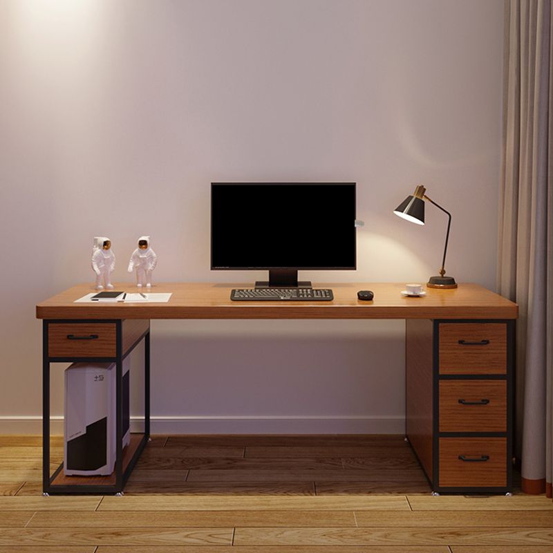 Industriële rechthoekige kantoorbureau houten computer bureau met metalen benen