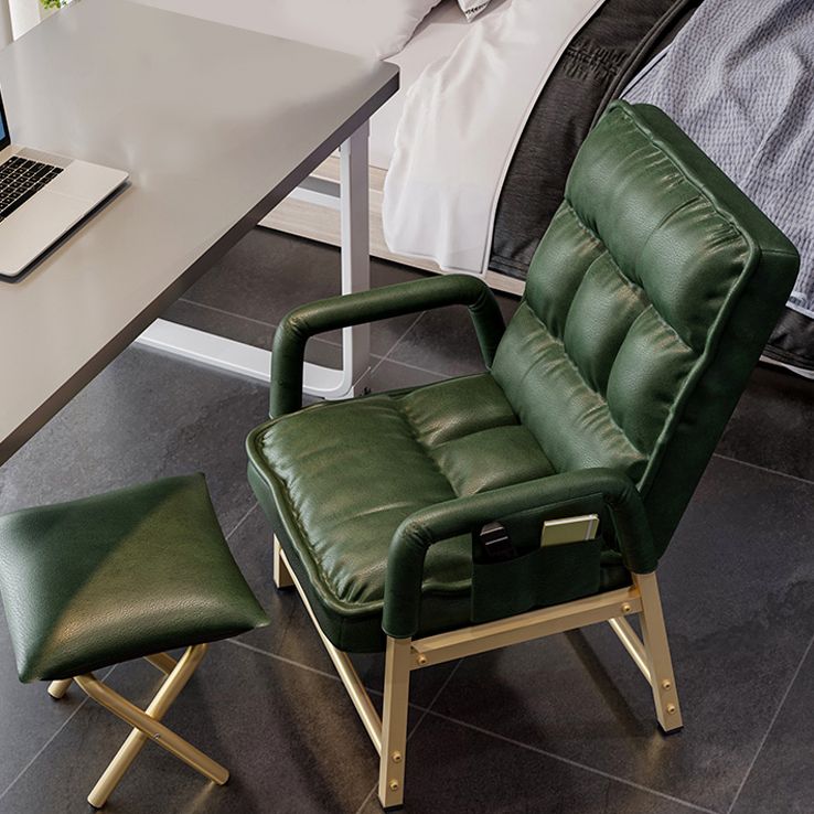 Sedia per computer moderna Office di altezza restituibile.