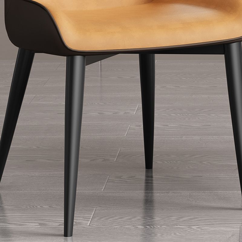 Chaise d'appoint à oreilles contemporaine, finition mate, chaise de salle à manger en cuir