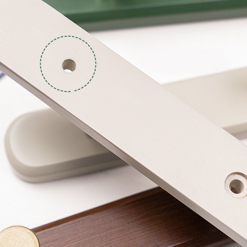 Skandinavischer Kleidungsregal Holz Wandmontierter Metallhaken Eingangsmantelbleiderung