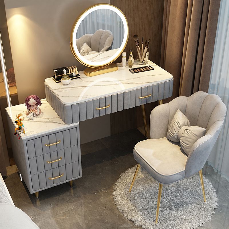 Set di vanità per trucco a specchio illuminato