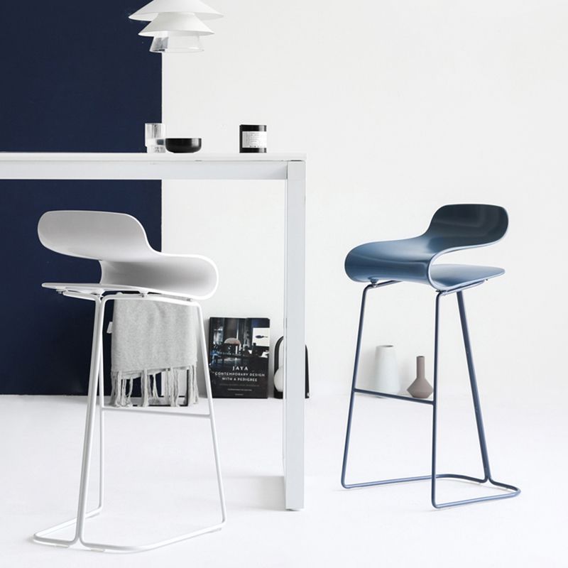 Low Back Footrest Counter Stool Saddle Seat Modern Counter Chair for Bar Clearhalo 'Bar Furniture' 'Bar Stools' 'bar_stools' 'furn' 'furn_bar_stools' 'furniture_bar_stools' 'Kitchen & Dining Furniture' 'kitchen&dining_furn' 'kitchen' 'kitchen_furn' Furniture' 1200x1200_f0251a22-6710-4e96-a6bd-744c191f3b4c