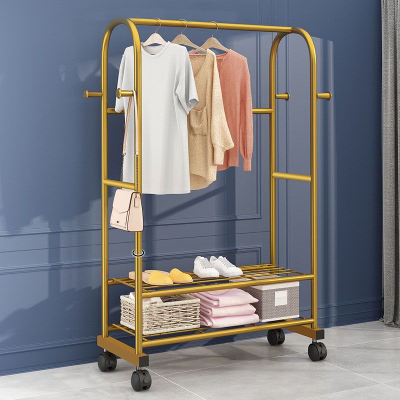 Rack de manteau de style glam métal étagères autoportantes.