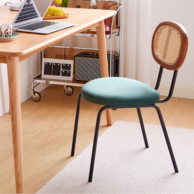 Modern Style Metal Chair Set Open Back Side Kitchen Dining Room Chairs Clearhalo ' kitchen&dining_furn' 'Dining Chairs' 'Dining Tables & Seating' 'dining_chair' 'furn' 'furn_dining_chair' 'Furniture' 'furniture_dining_chair' 'Kitchen & Dining Furniture' 'kitchen' 1200x1200_f0a53bf1-97d5-4612-ab56-26a2e6b4d279