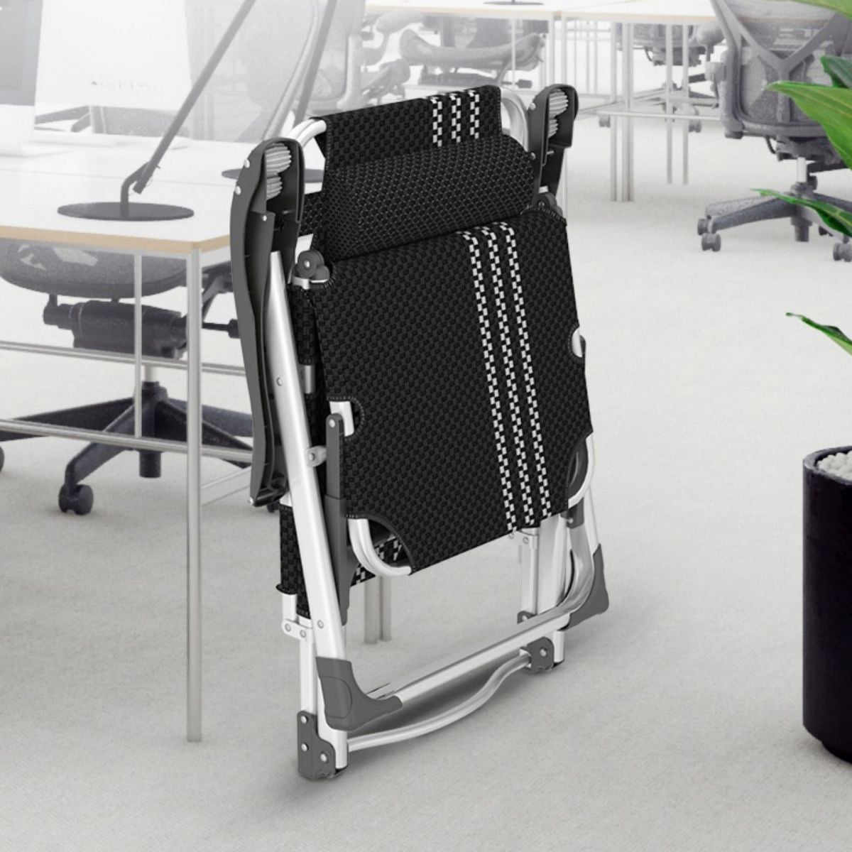 Modern Style Metal Frame Standard Recliner Foldable Recliner Chair Clearhalo 'Chairs & Seating' 'furn' 'furn_recliners' 'Furniture' 'Living Room Furniture' 'Recliners' 1200x1200_f0c1febf-0317-4411-bbcf-bbb1d53cd3f2