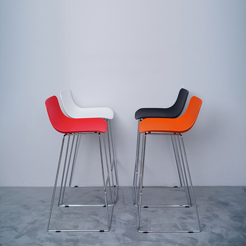 Contemporary Metal Bar Stool Indoor Bar Stool with Metal Legs and Low Back Clearhalo 'Bar Furniture' 'Bar Stools' 'bar_stools' 'furn' 'furn_bar_stools' 'furniture_bar_stools' 'Kitchen & Dining Furniture' 'kitchen&dining_furn' 'kitchen' 'kitchen_furn' Furniture' 1200x1200_f12166c5-1e49-4756-bd68-9603eb7e5d9d
