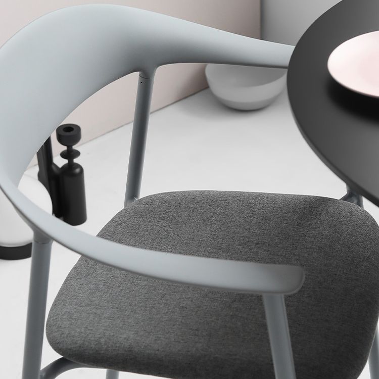 Matte Finish Scandinavian Dining Arm Chair Plastic Open Back Dining Chair Clearhalo ' kitchen&dining_furn' 'Dining Chairs' 'Dining Tables & Seating' 'dining_chair' 'furn' 'furn_dining_chair' 'Furniture' 'furniture_dining_chair' 'Kitchen & Dining Furniture' 'kitchen' 1200x1200_f142cb34-0e78-43a5-8742-10cc9f853e1e