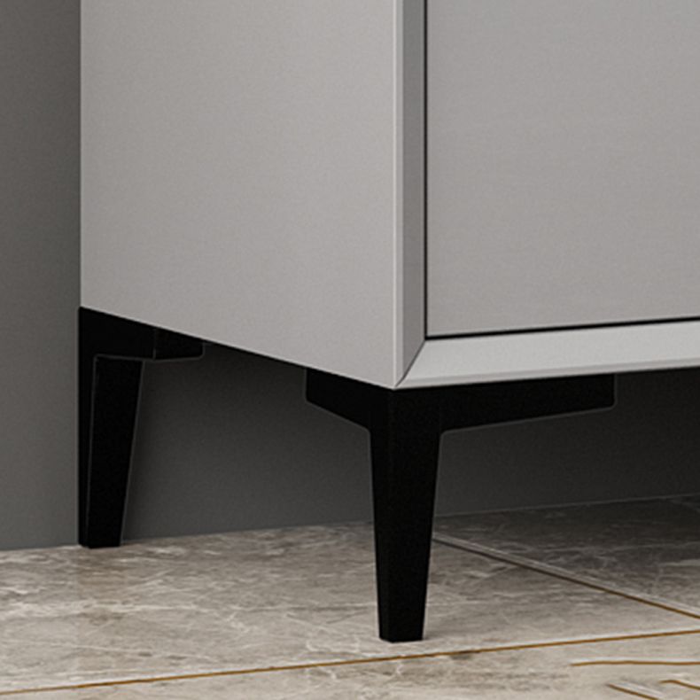 Table du buffet gris contemporain serveur de restauration en bois d'ingénierie