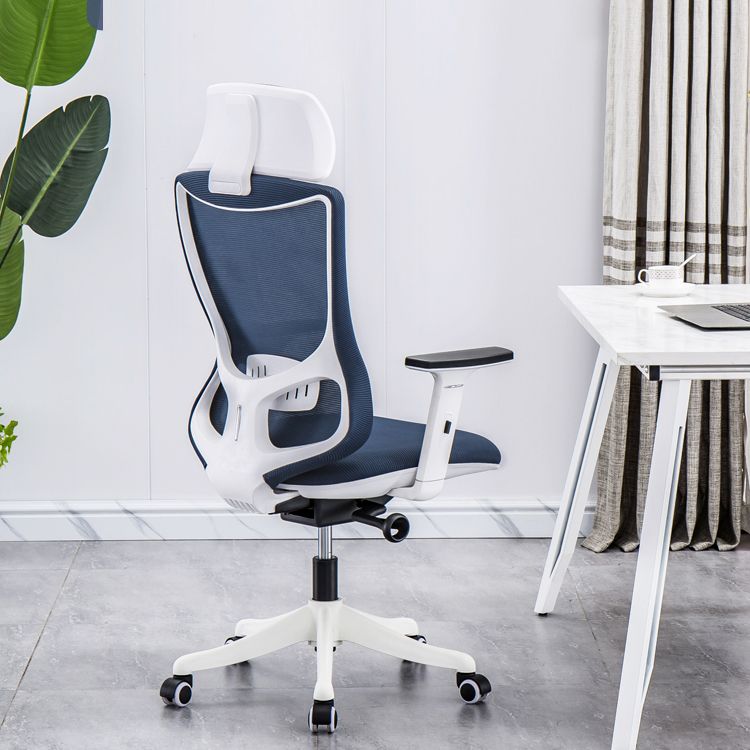 Height-adjustable Office Chair Modern Working Chair with Wheels