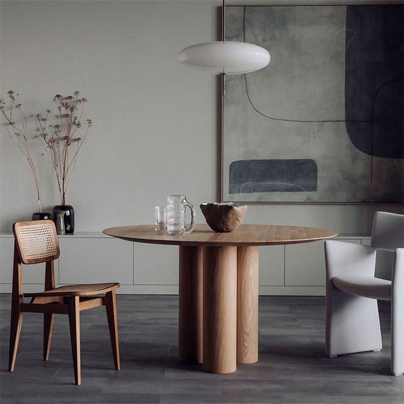 Round Dining Table Modern Wood Color Fixed Table of Pine Solid Wood Clearhalo 'Dining Tables & Seating' 'Dining Tables' 'dining_table' 'furn' 'furn_dining_table' 'Furniture' 'Kitchen & Dining Furniture' 1200x1200_f1d7c97f-1699-40f0-aa9e-c0731ca76f94