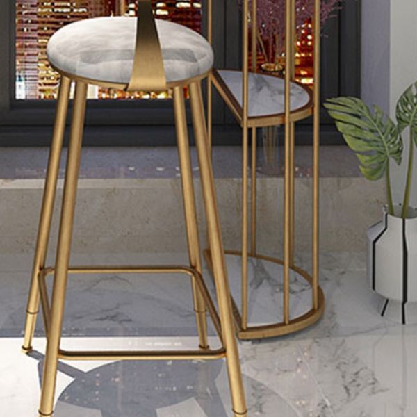 Woonkamer voetsteun barkiek met metalen basis Scandinavische bar en tegenstoel