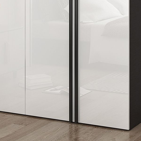 Mirrored Finish Wardrobe Armoire Modern Style Engineered Wood Wardrobe Clearhalo 'Armoires & Wardrobes' 'armoires_wardrobes' 'Bedroom Furniture' 'furn' 'furn_armoires_wardrobes' 'Furniture' 1200x1200_f242e577-1c48-44d5-aaa1-80880f171c0e