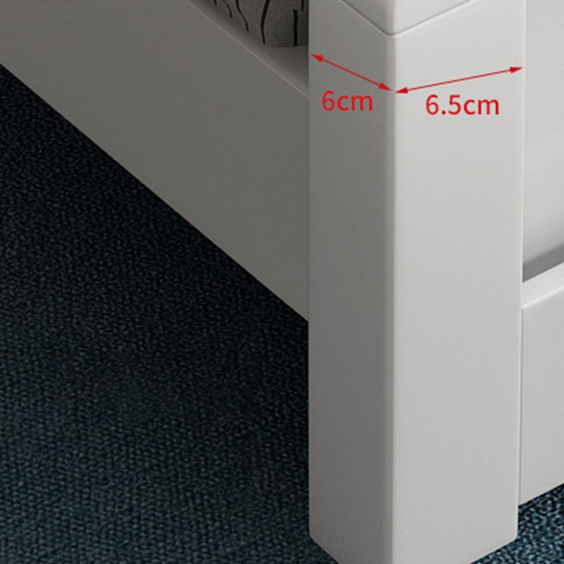 モダンウッドベッドの本棚には、寝室用のヘッドボード付きの標準的なベッドが含まれていました