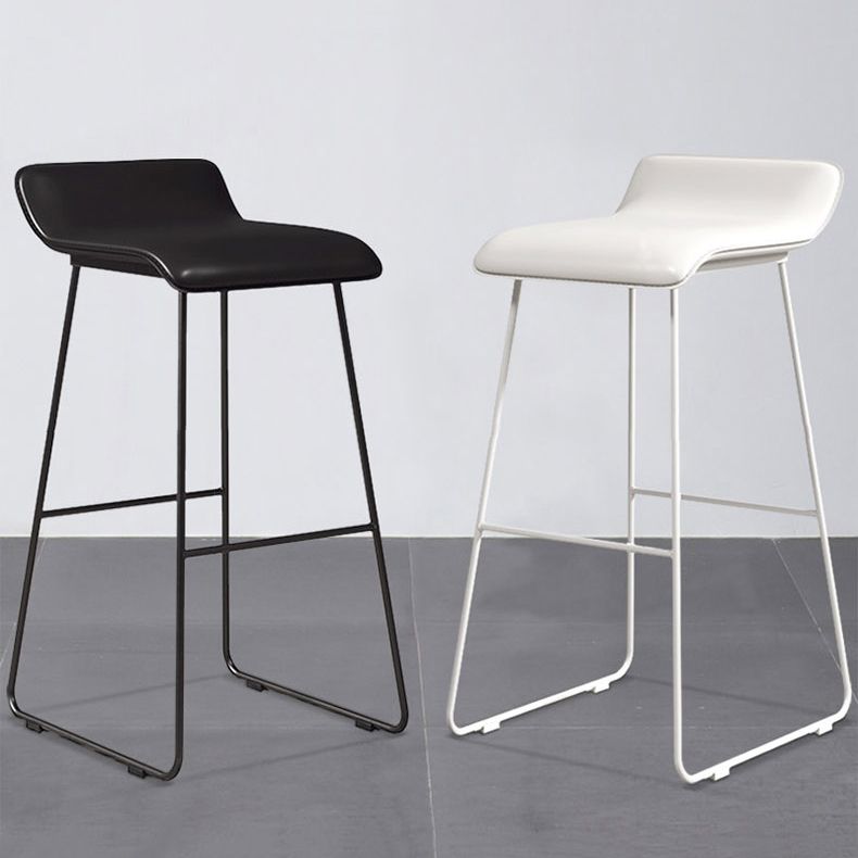 Glam Counter Round Bar Stool Armless Leather Bar Stool with Footrest Iron Base Clearhalo 'Bar Furniture' 'Bar Stools' 'bar_stools' 'furn' 'furn_bar_stools' 'furniture_bar_stools' 'Kitchen & Dining Furniture' 'kitchen&dining_furn' 'kitchen' 'kitchen_furn' Furniture' 1200x1200_f299d907-bc83-4d35-9320-779cb1602cf6