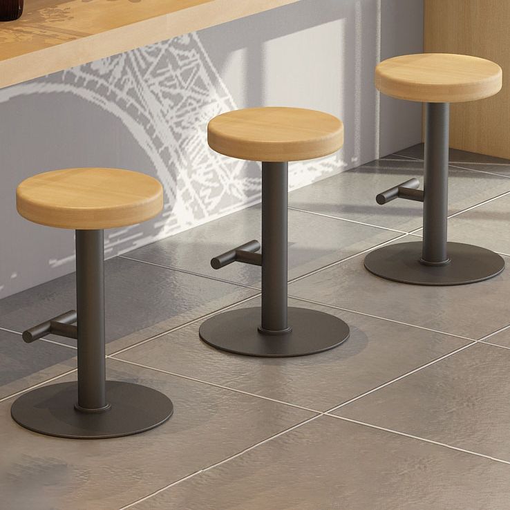 Modern Style Bar-stool Iron Leg Round Wooden Seat for Restaurant Bar 1 Piece Clearhalo 'Bar Furniture' 'Bar Stools' 'bar_stools' 'furn' 'furn_bar_stools' 'furniture_bar_stools' 'Kitchen & Dining Furniture' 'kitchen&dining_furn' 'kitchen' 'kitchen_furn' Furniture' 1200x1200_f2b6aef6-1b5d-423b-ab05-05acf324fdda