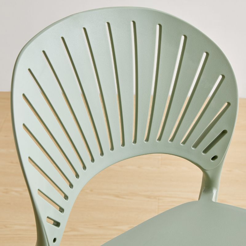 Modern Style Plastic Bar Stool with Footrest Low Back Outdoor Stackable Bar Stool Clearhalo 'Bar Furniture' 'Bar Stools' 'bar_stools' 'furn' 'furn_bar_stools' 'furniture_bar_stools' 'Kitchen & Dining Furniture' 'kitchen&dining_furn' 'kitchen' 'kitchen_furn' Furniture' 1200x1200_f32e18e6-1fc6-42e5-90b6-6da05bcc64e4