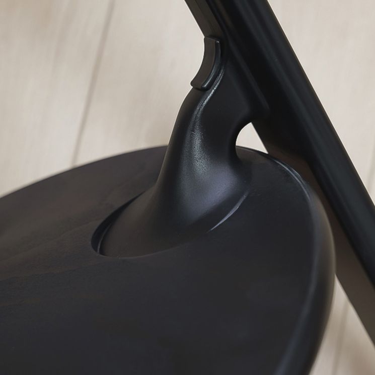 Sedia da pranzo in legno aperto in stile contemporaneo per soggiorno