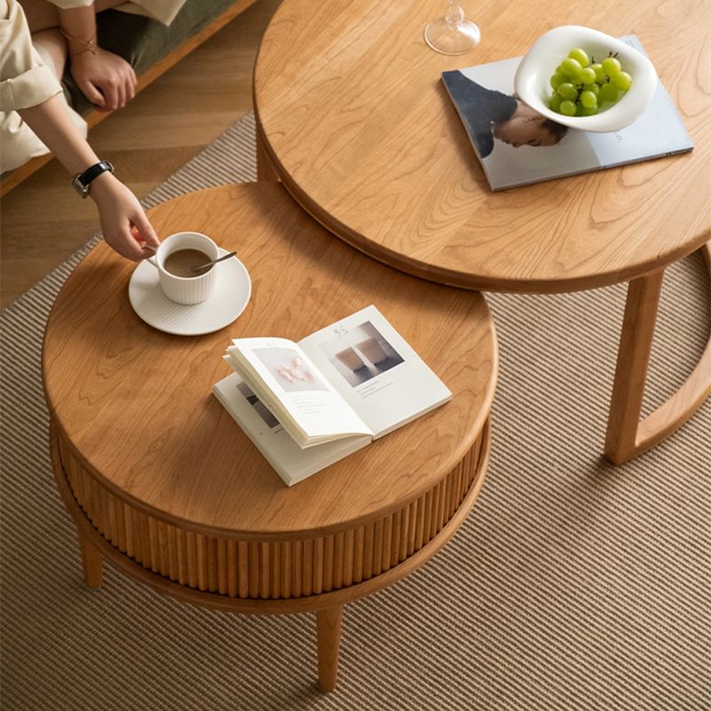 Table basse contemporaine Table basse ronde en bois massif