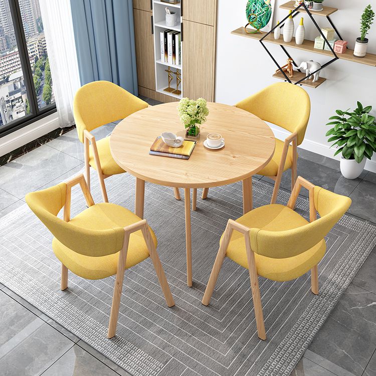 Minimalist Round Shape MDF Table Standard Dining Table for Kitchen Clearhalo ' dining_table' 'Dining Tables & Seating' 'Dining Tables' 'furn' 'furn_dining_table' 'Furniture' 'furniture_dining_table' 'Kitchen & Dining Furniture' 'kitchen&dining_furn' 'kitchen' 'kitchen_dining_table' 1200x1200_f388dcdc-c50f-49de-8894-71db937d5f3b