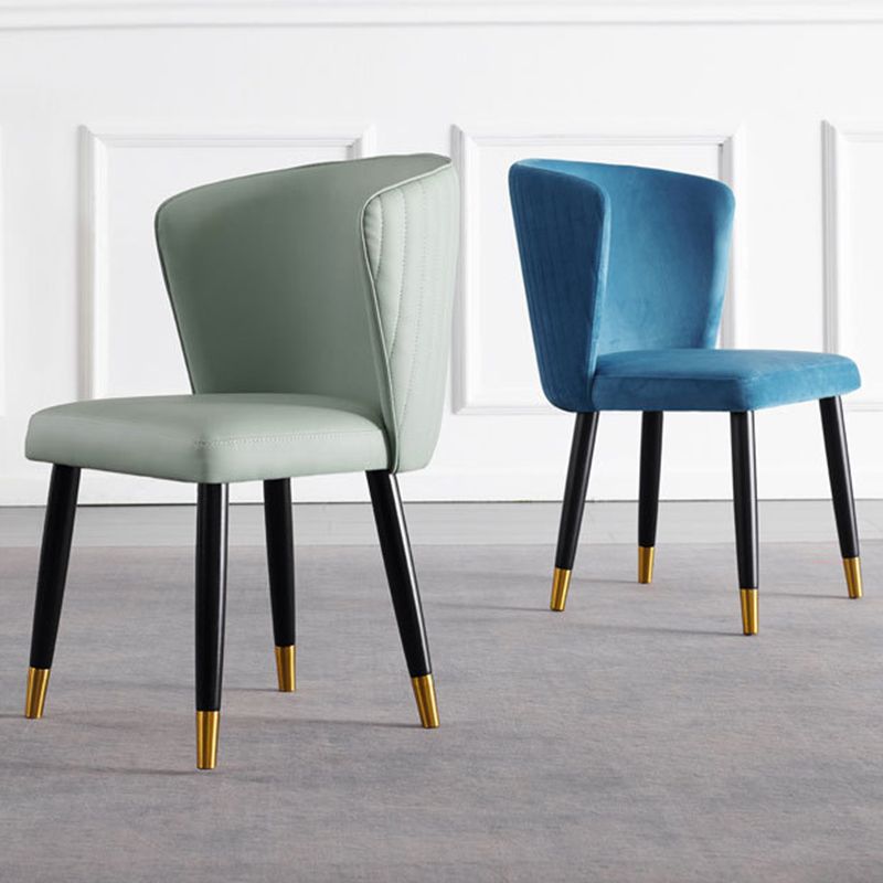 Glam -stijl armloze zijstoelen houten stoel met houten benen voor keuken