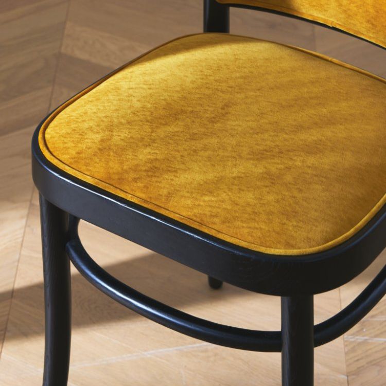 Silla de silla sin brazo tapizada moderna silla lateral de comedor de madera maciza