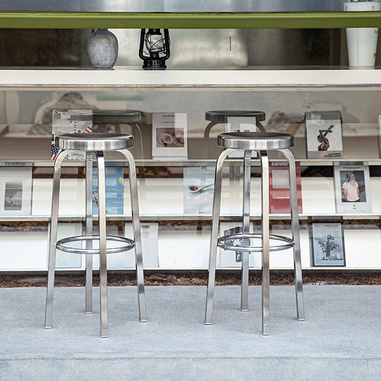 Silver Glossy Brushed Barstool Stainless Steel Outdoor Bar Stool with Round Seat 1 Piece Clearhalo 'Bar Furniture' 'Bar Stools' 'bar_stools' 'furniture_bar_stools' 'Kitchen & Dining Furniture' 'kitchen&dining_furn' 'kitchen' 'kitchen_furn' Furniture' 1200x1200_f3ba9bfb-5fe4-44db-94fb-5e017d9bebbb