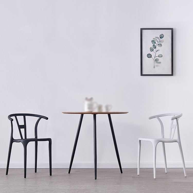 Scandinavian Plastic Armless Dining Chairs Stackable Dining Side Chair (Set of 4) Clearhalo ' kitchen&dining_furn' 'Dining Chairs' 'Dining Tables & Seating' 'dining_chair' 'furn' 'furn_dining_chair' 'Furniture' 'furniture_dining_chair' 'Kitchen & Dining Furniture' 'kitchen' 1200x1200_f449247a-95ed-4f92-bafb-26652cc88a47